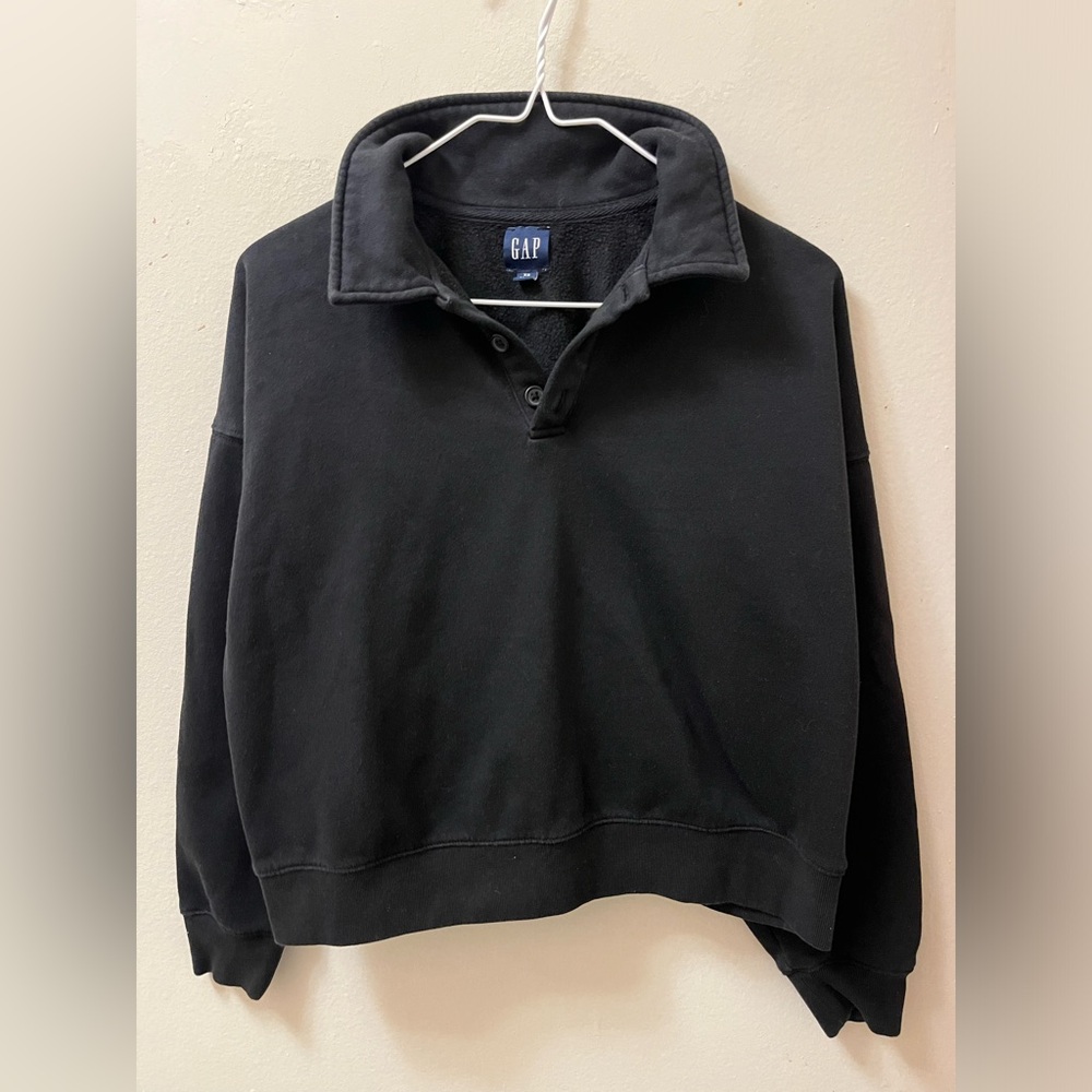 GAP Black Polo Sweatshirt (Size XS Petite)